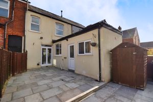 Rear elevation - click for photo gallery